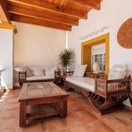 ヴィラ Alba サンタ・エウラリア・デス・リウ