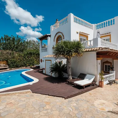 Alba Villa *