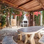 Alba Villa