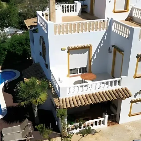 Alba Santa Eulària des Riu