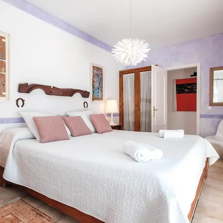 Alba Santa Eulária des Riu