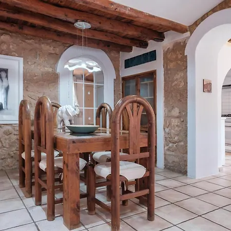 Alba * Santa Eularia des Riu