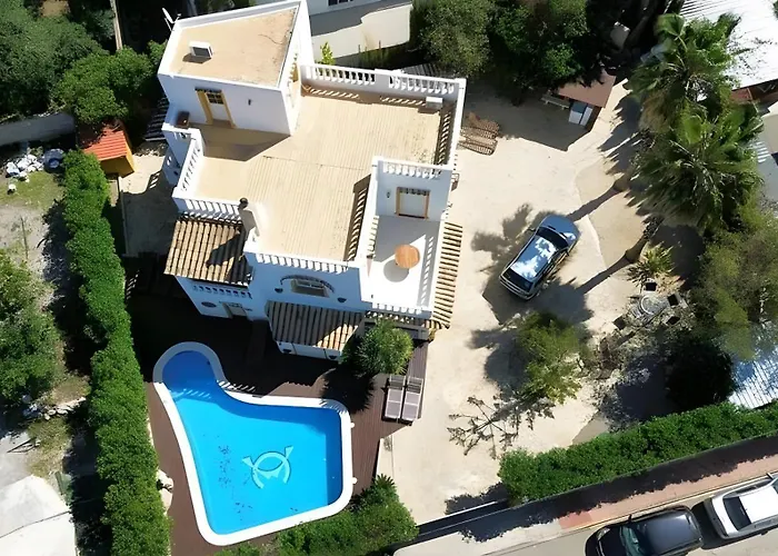 Alba Villa Santa Eularia des Riu